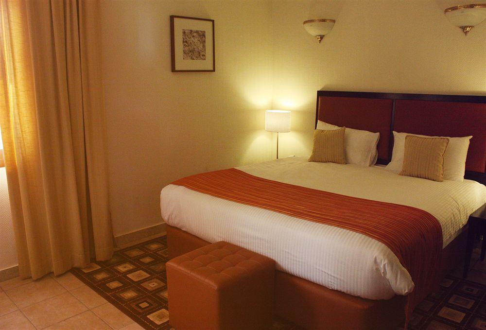 One To One Hotel & Resort Ain Al Faida Ал Айн Екстериор снимка