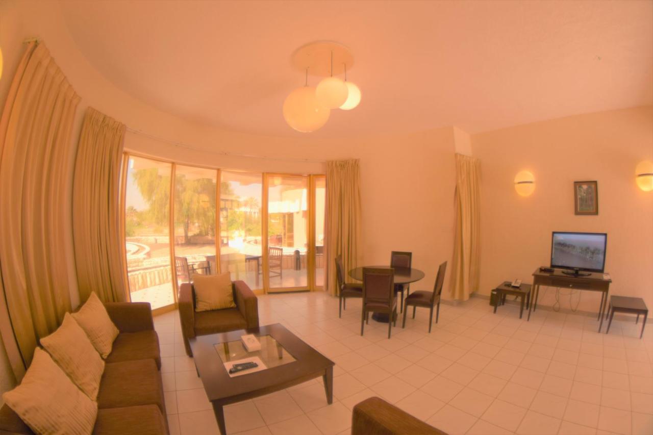 One To One Hotel & Resort Ain Al Faida Ал Айн Екстериор снимка