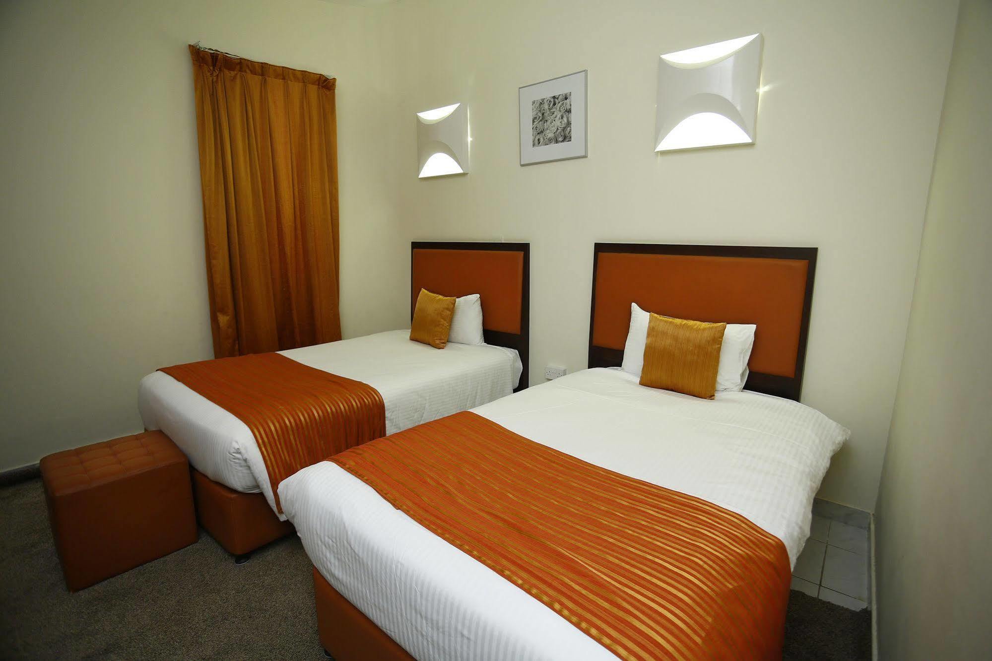 One To One Hotel & Resort Ain Al Faida Ал Айн Екстериор снимка