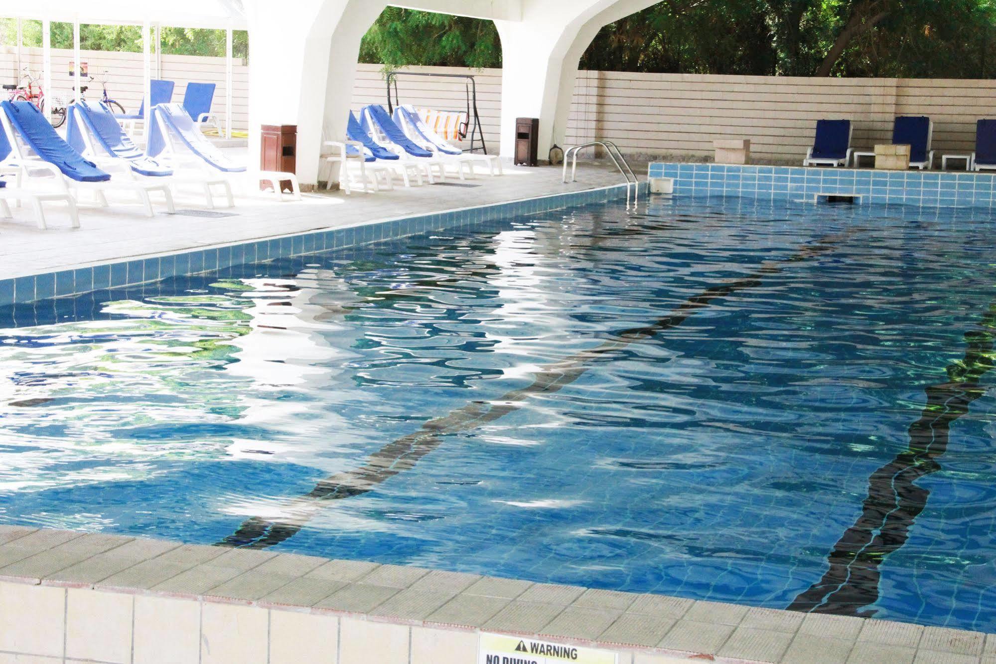 One To One Hotel & Resort Ain Al Faida Ал Айн Екстериор снимка